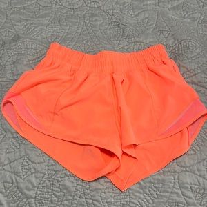 Lululemon Hotty Hot Low Rise 2.5 Inch Short Bright Orange